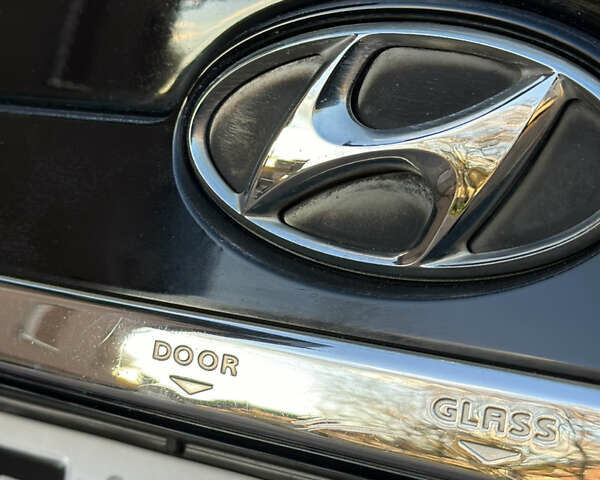 Хендай Туксон 2009 в Калуше на Automoto.ua Черный Хендай Туксон, объемом двигателя 1.98 л и пробегом 198 тыс. км за 7500 $, фото 21 на Automoto.ua