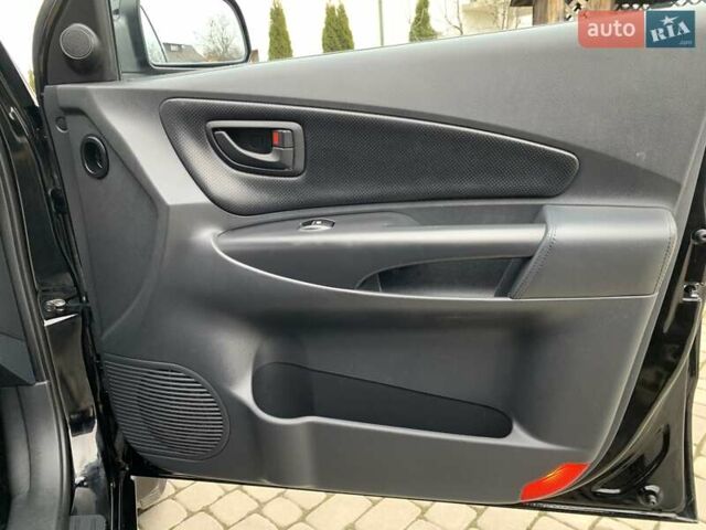 Черный Хендай Туксон, объемом двигателя 2 л и пробегом 114 тыс. км за 8850 $, фото 56 на Automoto.ua