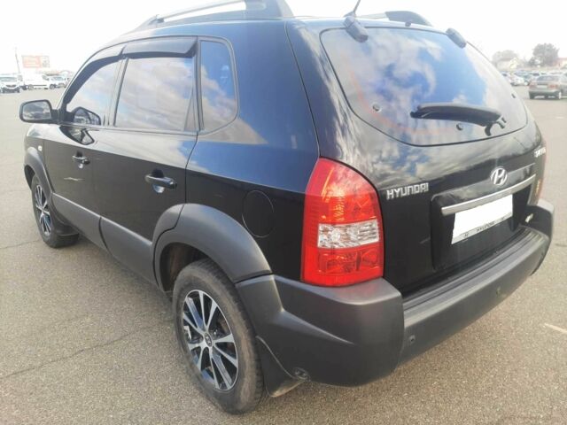 Чорний Хендай Туксон, об'ємом двигуна 2 л та пробігом 130 тис. км за 9200 $, фото 5 на Automoto.ua