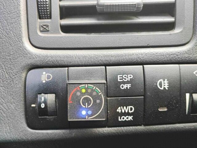 Чорний Хендай Туксон, об'ємом двигуна 2 л та пробігом 387 тис. км за 7000 $, фото 13 на Automoto.ua