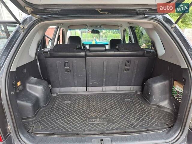 Чорний Хендай Туксон, об'ємом двигуна 1.98 л та пробігом 253 тис. км за 8500 $, фото 6 на Automoto.ua