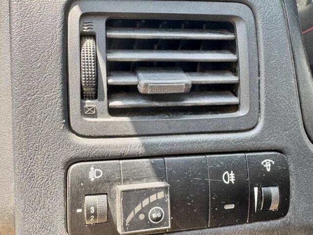 Чорний Хендай Туксон, об'ємом двигуна 2 л та пробігом 260 тис. км за 5500 $, фото 9 на Automoto.ua