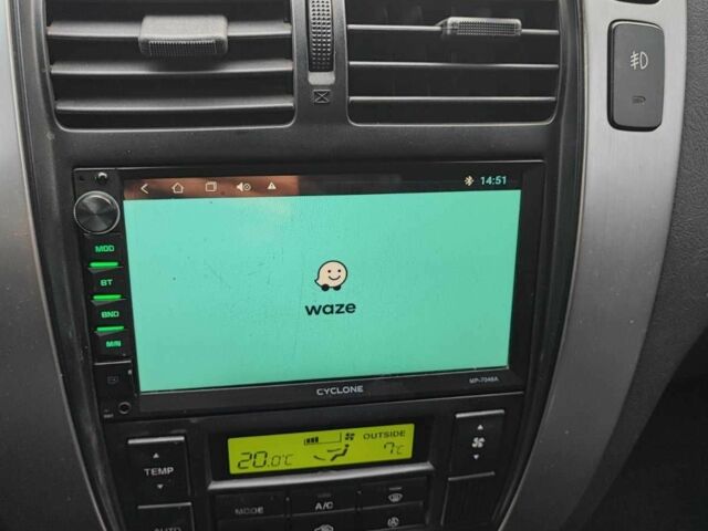 Чорний Хендай Туксон, об'ємом двигуна 2 л та пробігом 387 тис. км за 7000 $, фото 15 на Automoto.ua