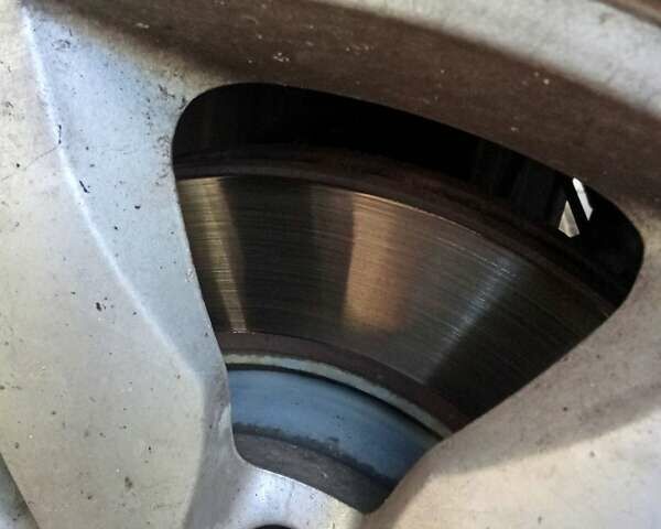 Черный Хендай Туксон, объемом двигателя 1.98 л и пробегом 298 тыс. км за 9300 $, фото 15 на Automoto.ua