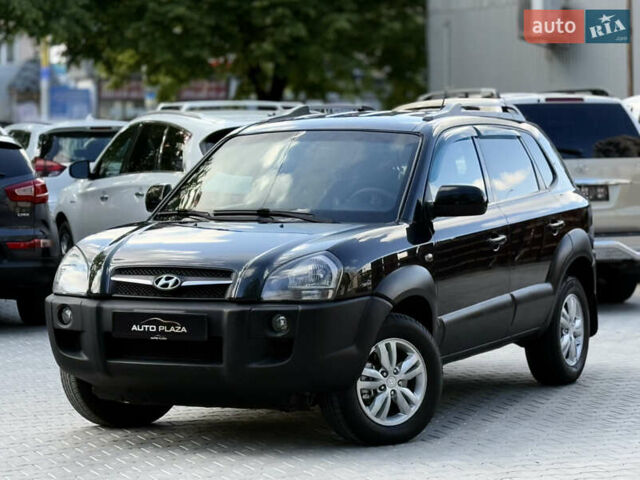 Чорний Хендай Туксон, об'ємом двигуна 1.99 л та пробігом 280 тис. км за 8900 $, фото 11 на Automoto.ua