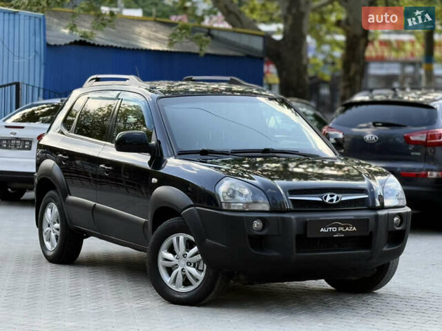 Чорний Хендай Туксон, об'ємом двигуна 1.99 л та пробігом 280 тис. км за 8900 $, фото 19 на Automoto.ua