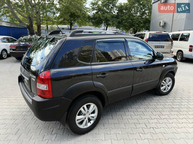 Чорний Хендай Туксон, об'ємом двигуна 1.99 л та пробігом 280 тис. км за 8900 $, фото 33 на Automoto.ua