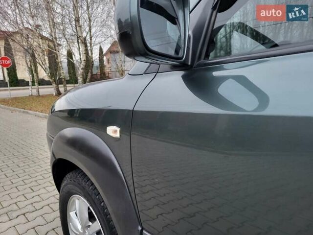 Чорний Хендай Туксон, об'ємом двигуна 1.98 л та пробігом 160 тис. км за 10300 $, фото 119 на Automoto.ua