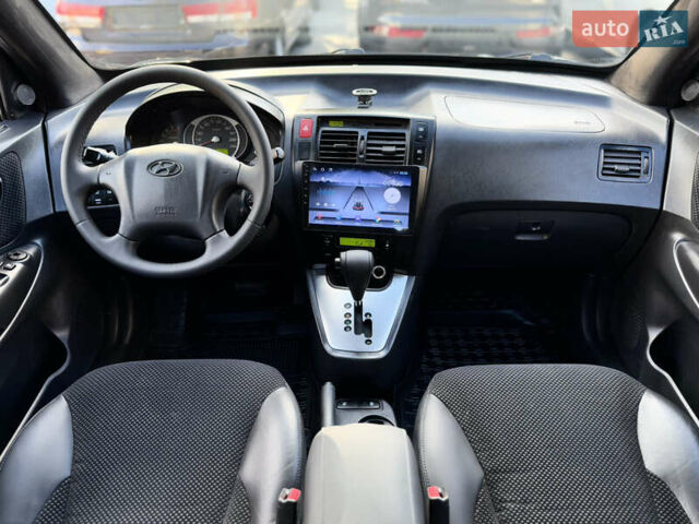 Чорний Хендай Туксон, об'ємом двигуна 1.99 л та пробігом 280 тис. км за 8900 $, фото 47 на Automoto.ua