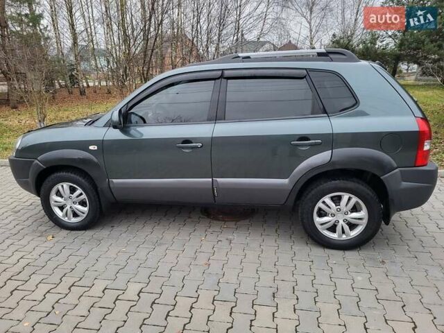 Чорний Хендай Туксон, об'ємом двигуна 1.98 л та пробігом 160 тис. км за 10300 $, фото 28 на Automoto.ua