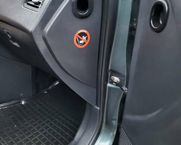 Чорний Хендай Туксон, об'ємом двигуна 1.98 л та пробігом 160 тис. км за 10300 $, фото 107 на Automoto.ua