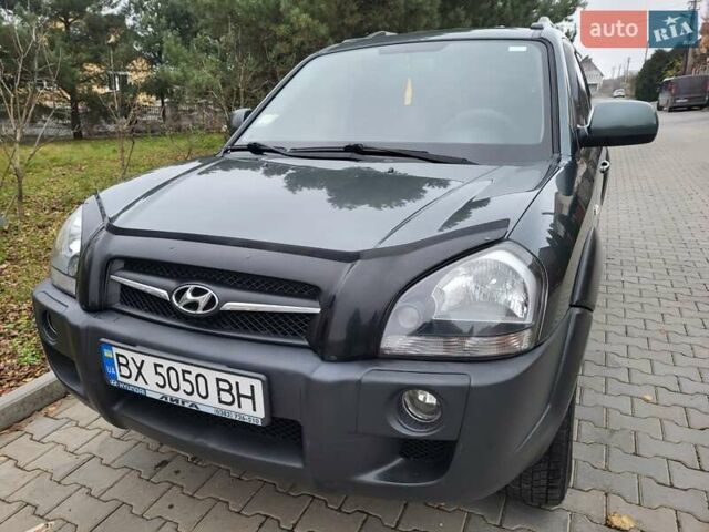 Чорний Хендай Туксон, об'ємом двигуна 1.98 л та пробігом 160 тис. км за 10300 $, фото 39 на Automoto.ua