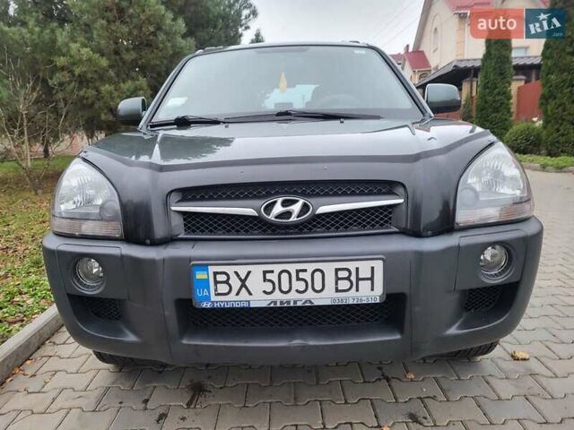 Чорний Хендай Туксон, об'ємом двигуна 1.98 л та пробігом 160 тис. км за 10300 $, фото 41 на Automoto.ua