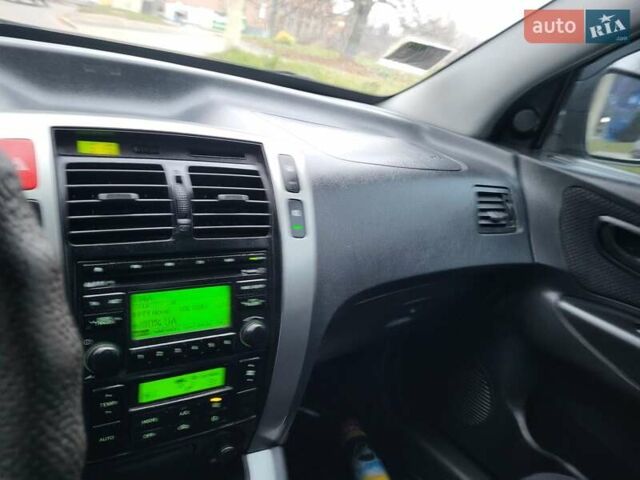 Чорний Хендай Туксон, об'ємом двигуна 1.98 л та пробігом 160 тис. км за 10300 $, фото 131 на Automoto.ua