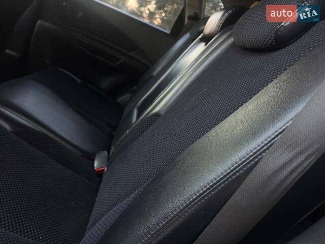 Черный Хендай Туксон, объемом двигателя 1.98 л и пробегом 140 тыс. км за 9671 $, фото 35 на Automoto.ua