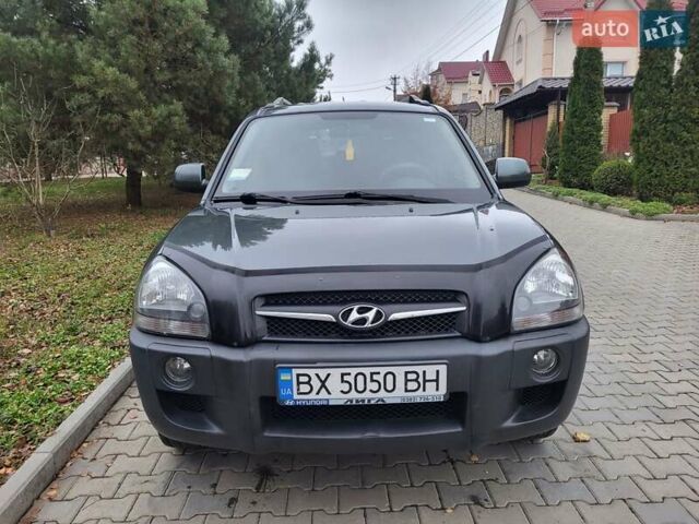 Чорний Хендай Туксон, об'ємом двигуна 1.98 л та пробігом 160 тис. км за 10300 $, фото 43 на Automoto.ua
