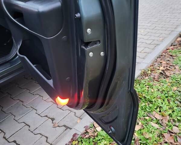 Чорний Хендай Туксон, об'ємом двигуна 1.98 л та пробігом 160 тис. км за 10300 $, фото 109 на Automoto.ua