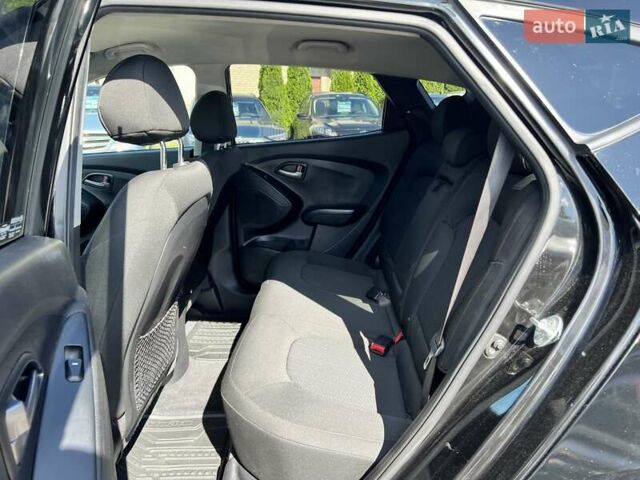 Чорний Хендай Туксон, об'ємом двигуна 2 л та пробігом 164 тис. км за 11490 $, фото 30 на Automoto.ua