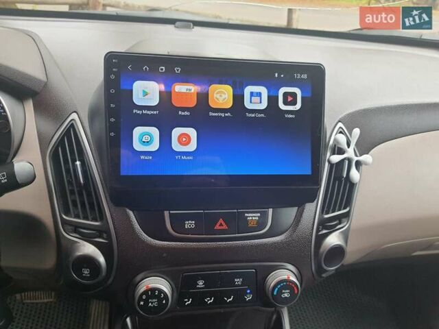 Чорний Хендай Туксон, об'ємом двигуна 2 л та пробігом 109 тис. км за 14500 $, фото 13 на Automoto.ua