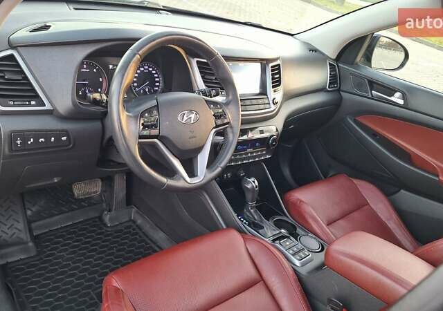 Чорний Хендай Туксон, об'ємом двигуна 2 л та пробігом 192 тис. км за 21000 $, фото 37 на Automoto.ua