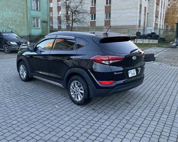 Хендай Туксон 2016 в Дрогобыче на Automoto.ua Черный Хендай Туксон, объемом двигателя 2 л и пробегом 180 тыс. км за 16000 $, фото 5 на Automoto.ua