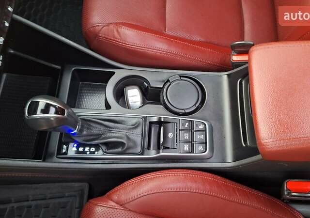 Черный Хендай Туксон, объемом двигателя 2 л и пробегом 192 тыс. км за 19999 $, фото 24 на Automoto.ua