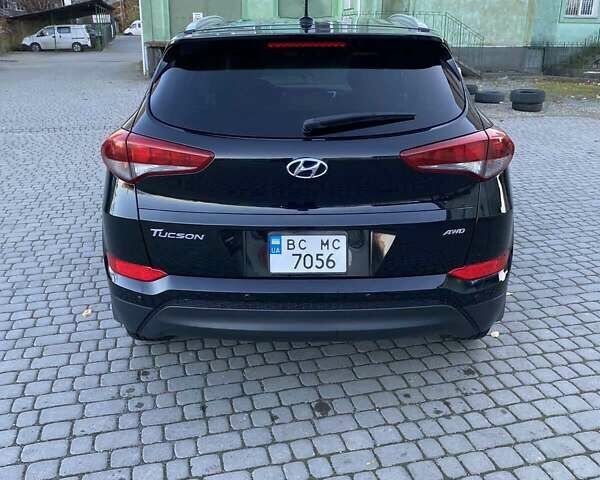 Хендай Туксон 2016 в Дрогобыче на Automoto.ua Черный Хендай Туксон, объемом двигателя 2 л и пробегом 180 тыс. км за 16000 $, фото 7 на Automoto.ua