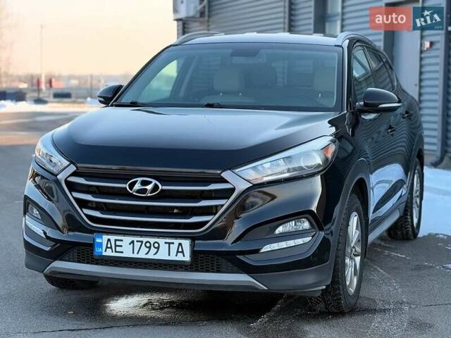 Хендай Туксон 2016 в Львове на Automoto.ua Черный Хендай Туксон, объемом двигателя 2 л и пробегом 127 тыс. км за 17100 $, фото 3 на Automoto.ua