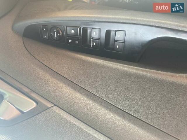 Черный Хендай Туксон, объемом двигателя 2 л и пробегом 126 тыс. км за 14500 $, фото 17 на Automoto.ua