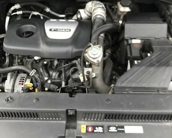 Черный Хендай Туксон, объемом двигателя 1.59 л и пробегом 188 тыс. км за 15500 $, фото 9 на Automoto.ua