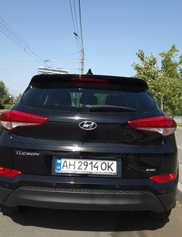 Черный Хендай Туксон, объемом двигателя 2 л и пробегом 44 тыс. км за 20500 $, фото 14 на Automoto.ua