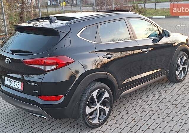 Черный Хендай Туксон, объемом двигателя 2 л и пробегом 192 тыс. км за 19999 $, фото 10 на Automoto.ua