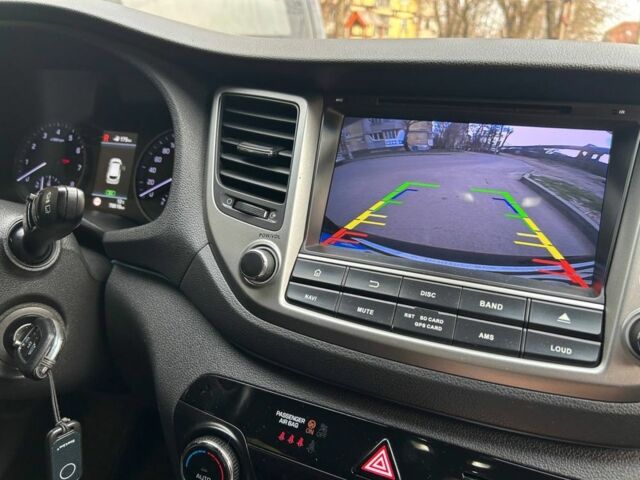 Хендай Туксон 2016 у Дніпро (Дніпропетровську) на Automoto.ua Чорний Хендай Туксон, об'ємом двигуна 2 л та пробігом 78 тис. км за 19282 $, фото 6 на Automoto.ua