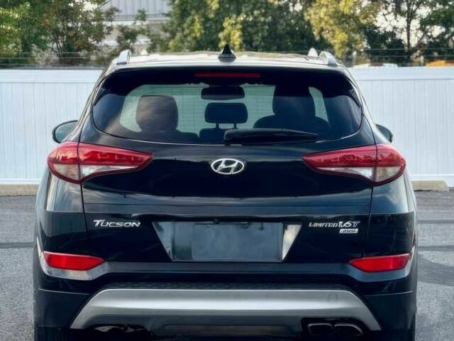 Хендай Туксон 2016 в Киеве на Automoto.ua Черный Хендай Туксон, объемом двигателя 1.6 л и пробегом 79 тыс. км за 5000 $, фото 5 на Automoto.ua