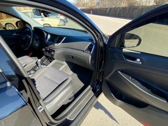 Хендай Туксон 2016 у Дніпро (Дніпропетровську) на Automoto.ua Чорний Хендай Туксон, об'ємом двигуна 2 л та пробігом 78 тис. км за 19282 $, фото 8 на Automoto.ua