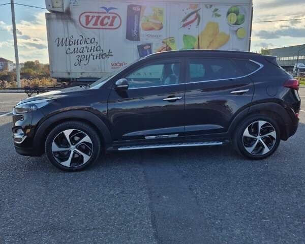 Хендай Туксон 2016 у Чернівцях на Automoto.ua Чорний Хендай Туксон, об'ємом двигуна 2.2 л та пробігом 234 тис. км за 19500 $, фото 9 на Automoto.ua