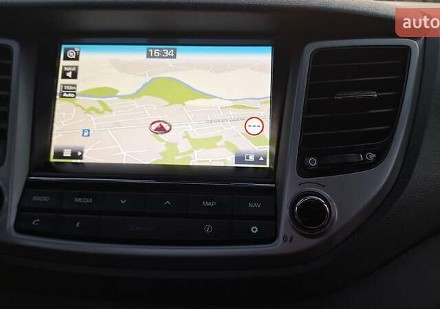 Черный Хендай Туксон, объемом двигателя 2 л и пробегом 192 тыс. км за 19999 $, фото 41 на Automoto.ua