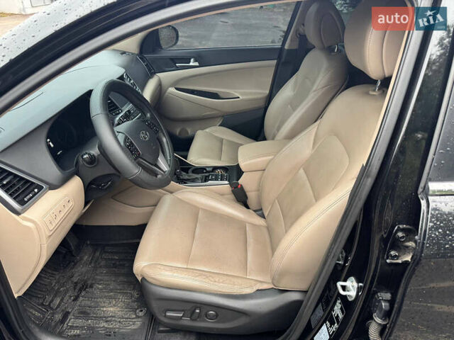 Хендай Туксон 2016 у Братском на Automoto.ua Чорний Хендай Туксон, об'ємом двигуна 1.69 л та пробігом 120 тис. км за 21500 $, фото 13 на Automoto.ua