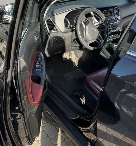 Хендай Туксон 2016 в Ирпене на Automoto.ua Черный Хендай Туксон, объемом двигателя 2 л и пробегом 222 тыс. км за 15500 $, фото 12 на Automoto.ua