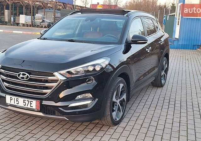 Черный Хендай Туксон, объемом двигателя 2 л и пробегом 192 тыс. км за 19999 $, фото 4 на Automoto.ua