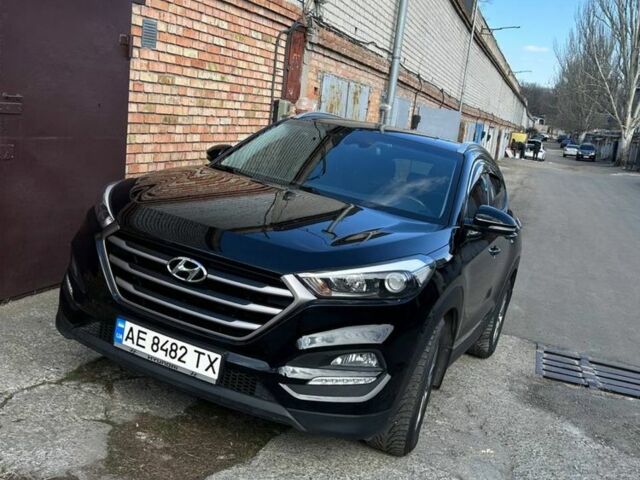 Хендай Туксон 2016 у Дніпро (Дніпропетровську) на Automoto.ua Чорний Хендай Туксон, об'ємом двигуна 2 л та пробігом 78 тис. км за 19282 $, фото 1 на Automoto.ua