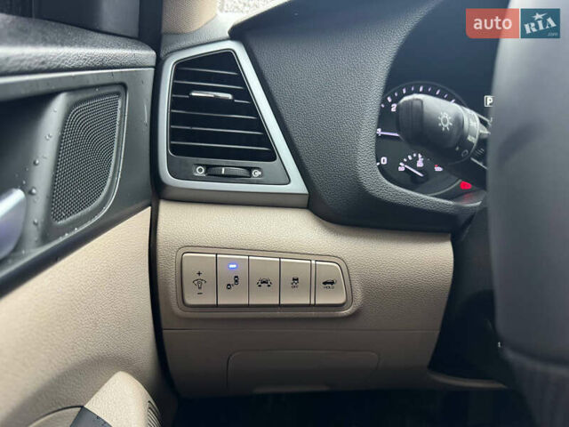 Хендай Туксон 2016 у Братском на Automoto.ua Чорний Хендай Туксон, об'ємом двигуна 1.69 л та пробігом 120 тис. км за 21500 $, фото 22 на Automoto.ua