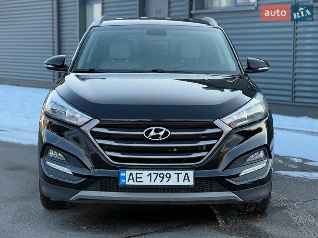 Хендай Туксон 2016 в Львове на Automoto.ua Черный Хендай Туксон, объемом двигателя 2 л и пробегом 127 тыс. км за 17100 $, фото 2 на Automoto.ua