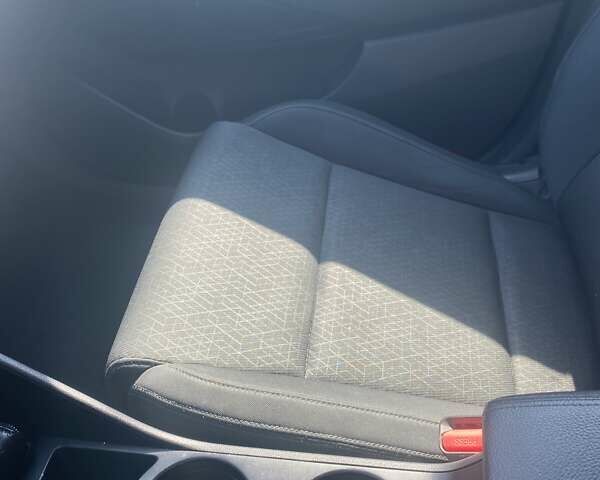 Черный Хендай Туксон, объемом двигателя 2 л и пробегом 126 тыс. км за 14500 $, фото 11 на Automoto.ua