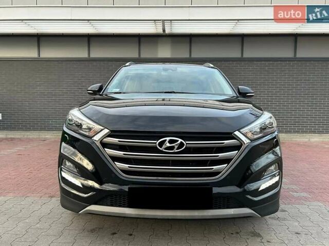 Чорний Хендай Туксон, об'ємом двигуна 1.69 л та пробігом 98 тис. км за 14000 $, фото 6 на Automoto.ua