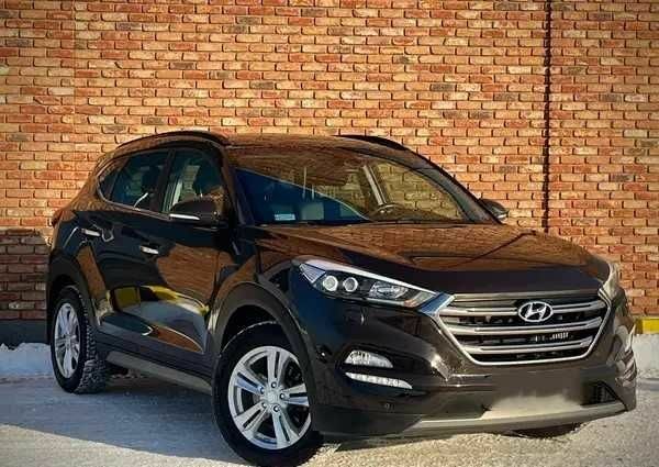 Чорний Хендай Туксон, об'ємом двигуна 2 л та пробігом 131 тис. км за 10400 $, фото 2 на Automoto.ua