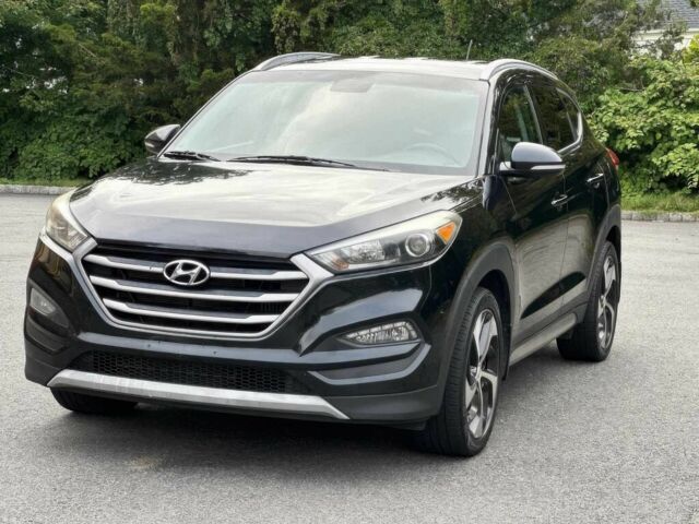 Черный Хендай Туксон, объемом двигателя 1.6 л и пробегом 53 тыс. км за 2950 $, фото 2 на Automoto.ua