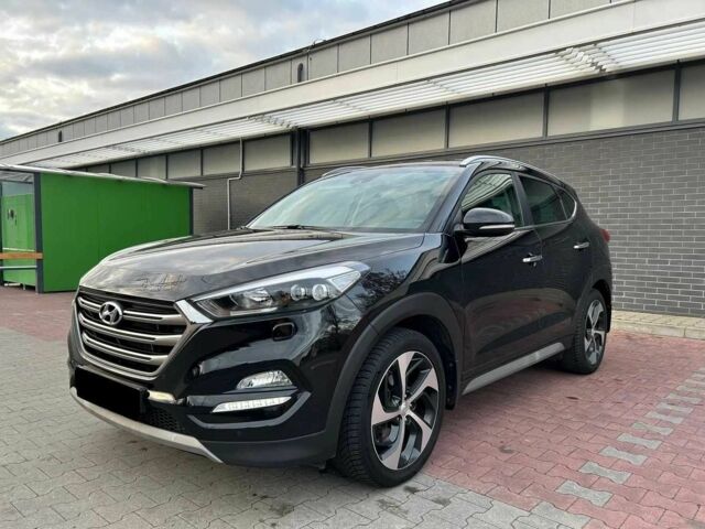 Чорний Хендай Туксон, об'ємом двигуна 1.7 л та пробігом 98 тис. км за 14000 $, фото 1 на Automoto.ua