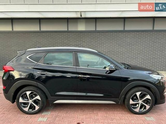 Чорний Хендай Туксон, об'ємом двигуна 1.69 л та пробігом 98 тис. км за 14000 $, фото 7 на Automoto.ua