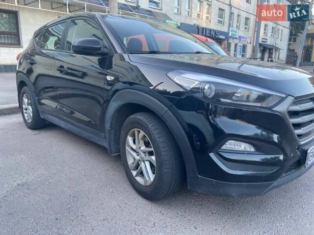 Хендай Туксон 2017 в Ровно на Automoto.ua Черный Хендай Туксон, объемом двигателя 2 л и пробегом 161 тыс. км за 15900 $, фото 2 на Automoto.ua